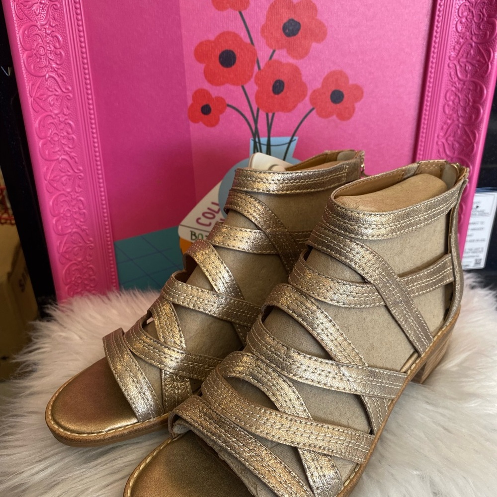 Gold Strappy Women's Sandals